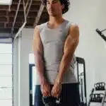 renforcer-le-bas-du-dos-5-exercices-de-musculation-essentiels-pour-une-stabilite-et-une-posture-optimales