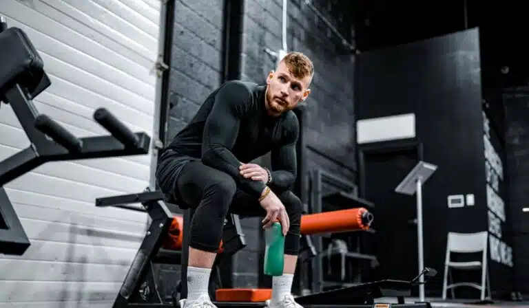 Les 10 meilleurs vêtements de musculation pour hommes américains: Guide ultime pour s’entraîner avec style et confort