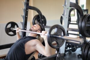 Musculation : 90 à 119 minutes par semaine associées à la plus forte baisse de mortalité