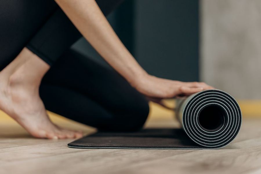 Tapis de yoga 183 x 60 x 0,8 cm, caoutchouc sans phtalates ALPIDEX